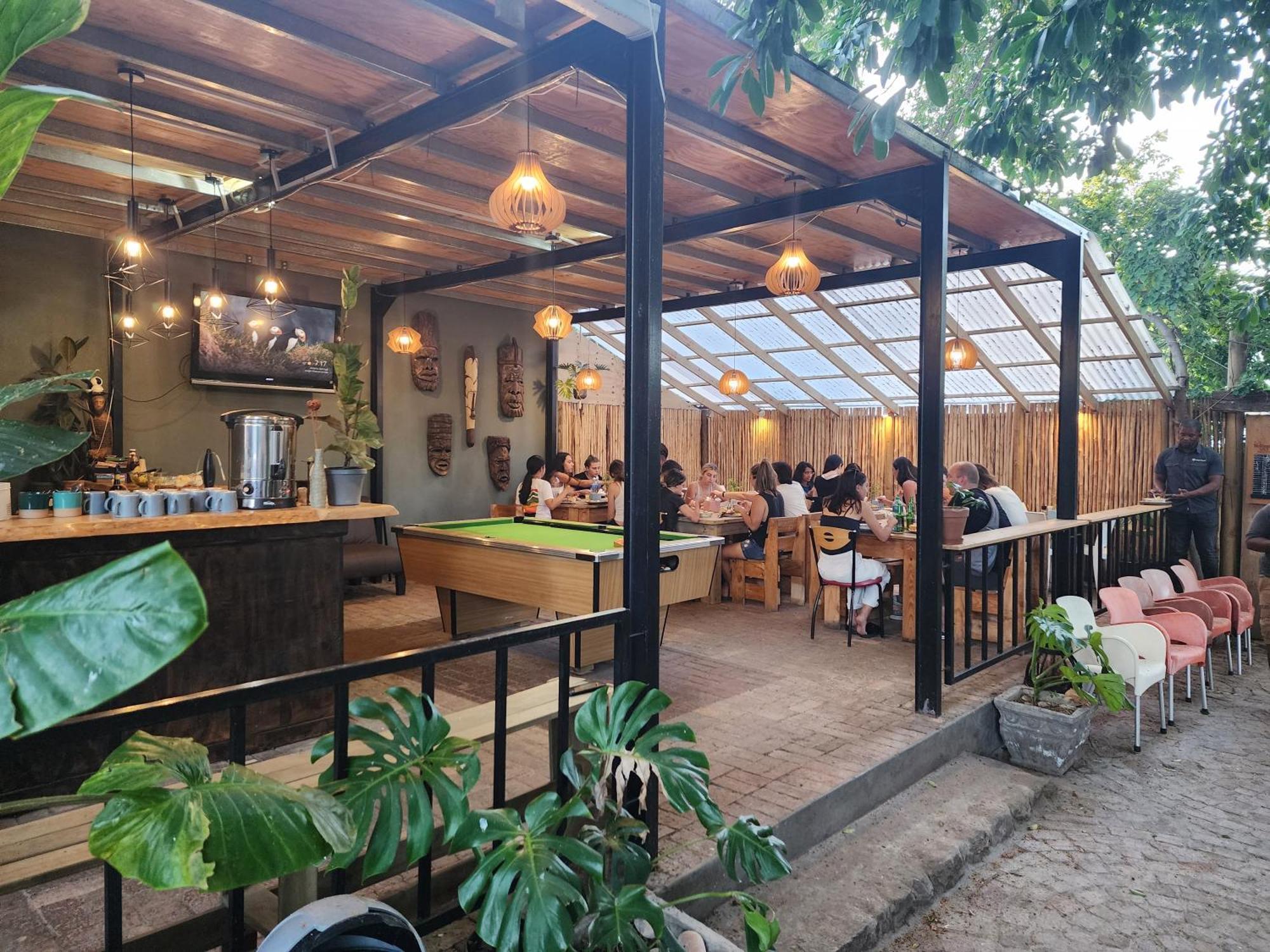 Uthando Backpackers Lodge Oudtshoorn Exterior foto